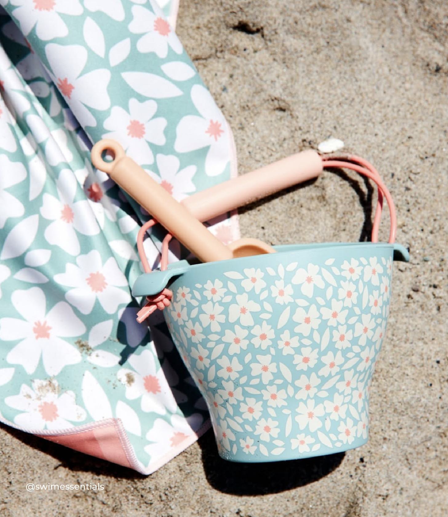 Floral Beach Bucket and Spade Play Set